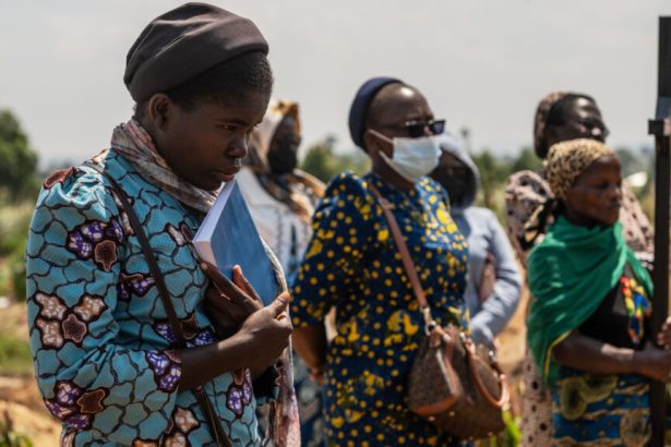 Ebola kills 1,700 in eastern Congo as outbreak surges