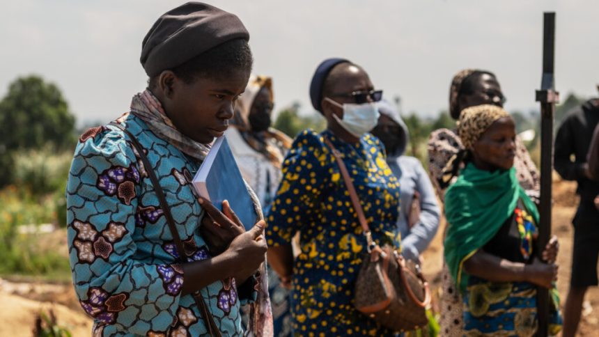 Ebola kills 1,700 in eastern Congo as outbreak surges