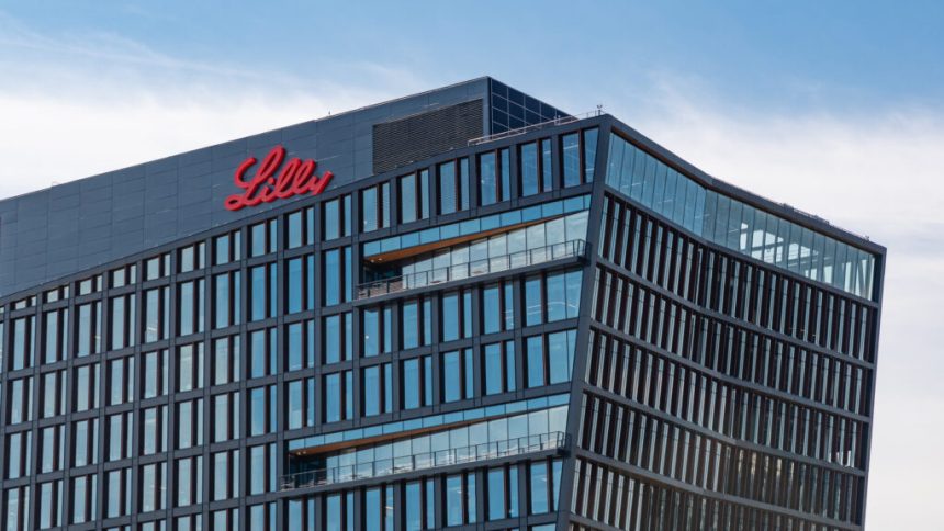 Eli Lilly to offer retatrutide access given earlier to just one patient