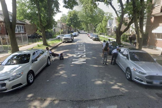 Feds charge 12 in West Side drug operation that sold ‘dawn till dusk’