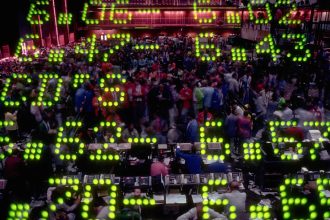 From opening trade to expiration