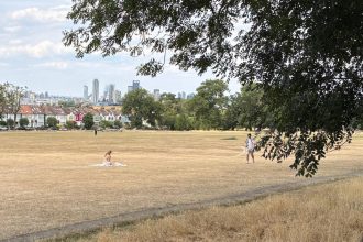 Heat ‘not fit for humans’ hits Britain