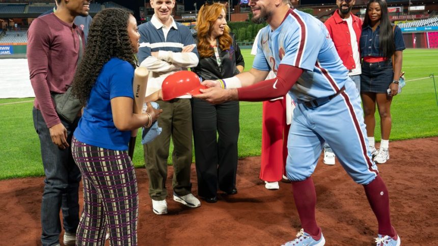 How ‘Abbott Elementary’ Pulled Off the Phillies Game Episode