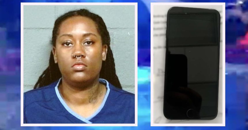 Jail worker hid phone in her underwear, passed it to inmate: sheriff