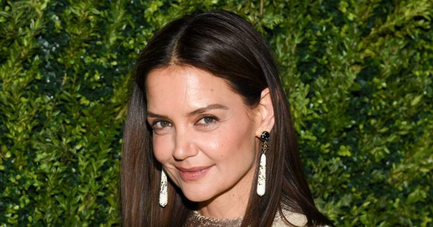 Katie Holmes’ Polished Straight-Leg Jeans Style Is on Amazon