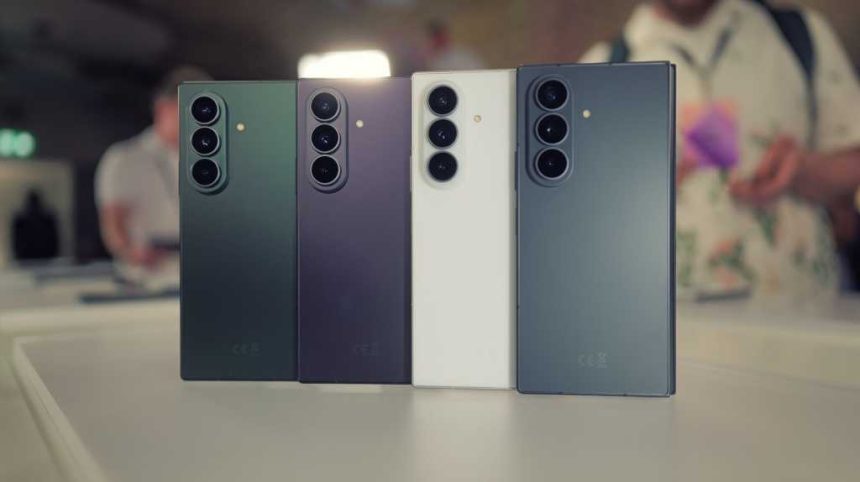 Samsung Perfected the Wrong Foldable – Tech Advisor