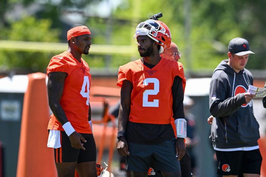 Shedeur Sanders hits back at media over repeated Deshaun Watson QB battle question