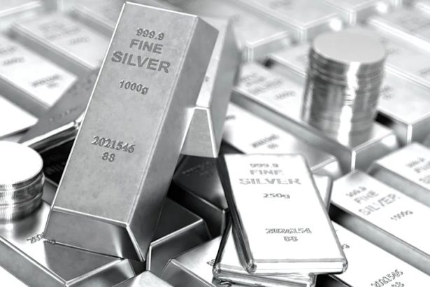 Silver prices pull back slightly, but remain over 