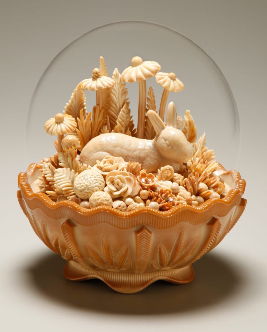 Under Glass Cloches, Amber Cowan Nests Enchanting Flameworked Scenes — Colossal