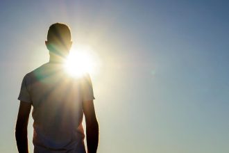 What To Do If You Looked At The Sun And Your Eyes Hurt